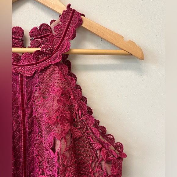 Marchesa Notte Red Lace Flounce Sheath Halter dress - Picture 4 of 7